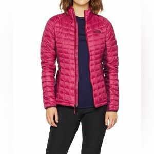 The North Face Women's Fuchsia Puffer Jacket